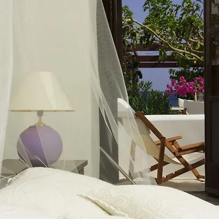Santorini Reflexions Sea מלון דירות 3*
